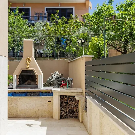 Dragica By Interhome Ferienhaus Pula