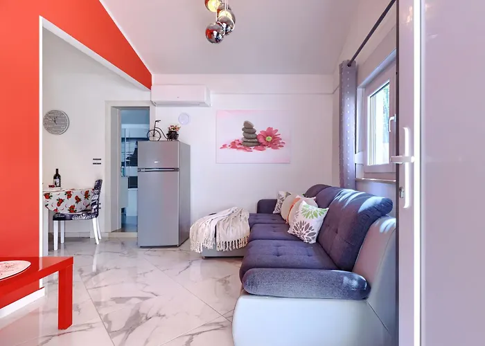 Dragica By Interhome Pula