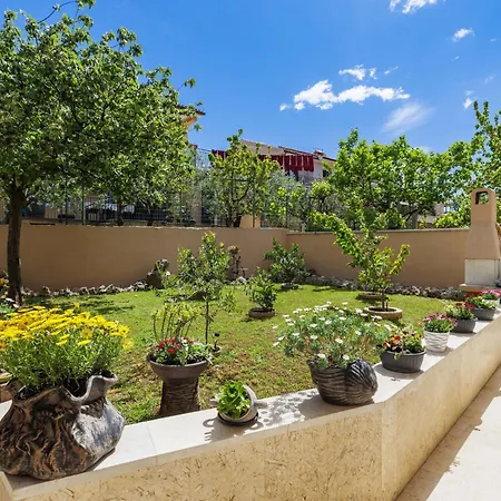 Holiday home Dragica By Interhome